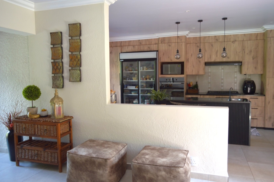3 Bedroom Property for Sale in Wilkoppies North West